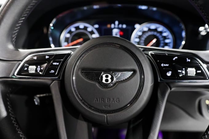 2025 Bentley Bentayga