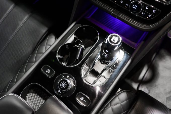 2025 Bentley Bentayga