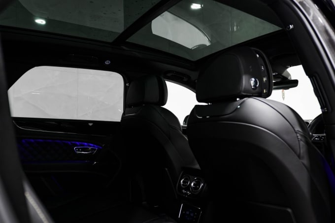 2025 Bentley Bentayga