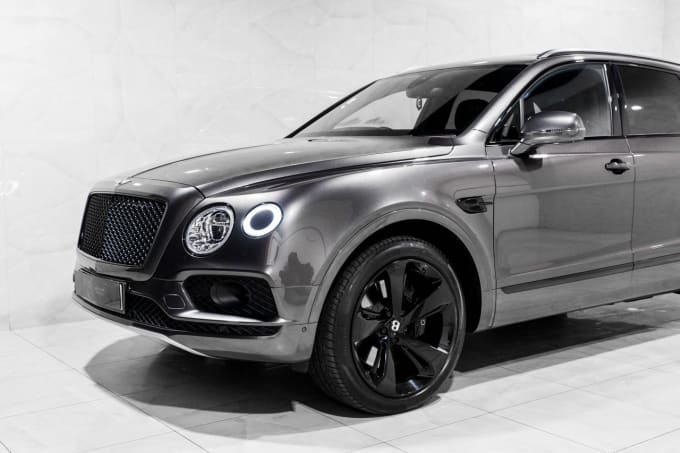 2025 Bentley Bentayga