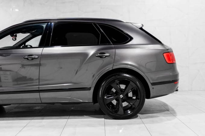 2025 Bentley Bentayga