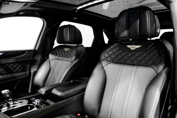 2025 Bentley Bentayga