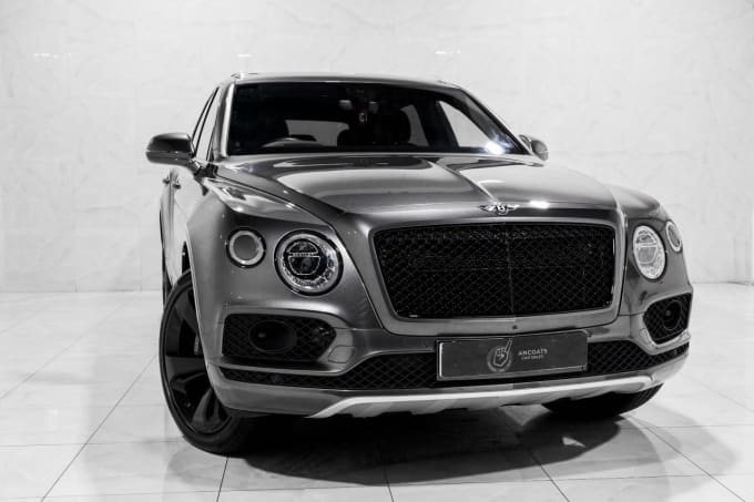 2025 Bentley Bentayga