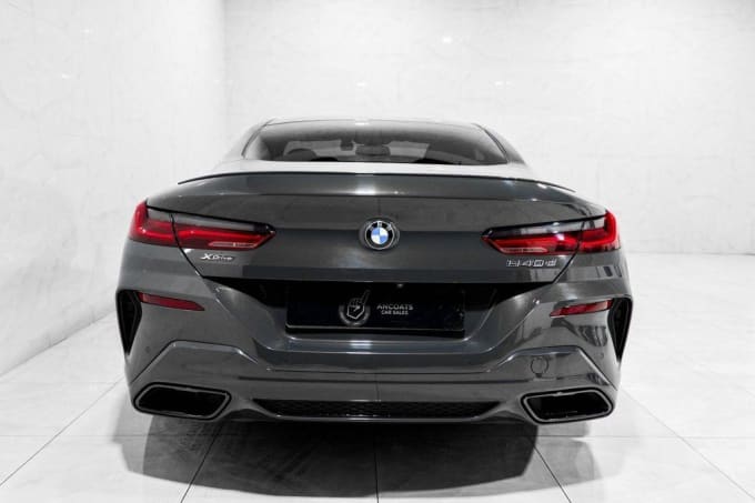 2025 BMW 8 Series