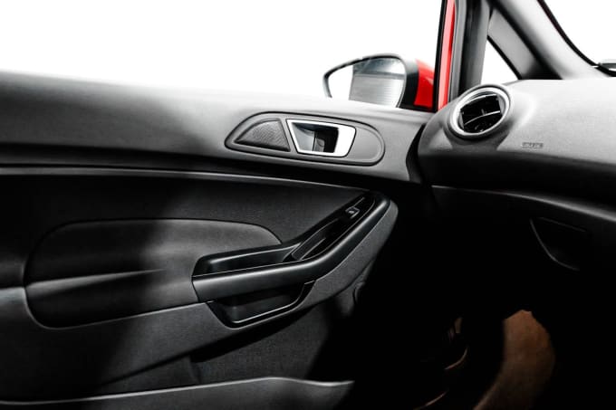 2025 Ford Fiesta