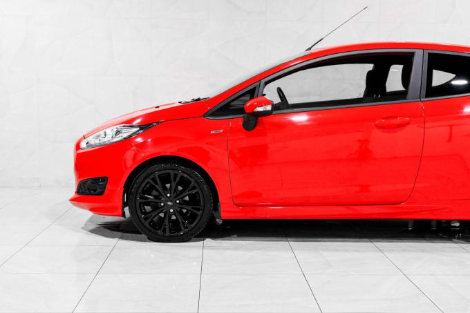 2025 Ford Fiesta