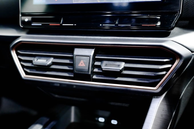 2025 Cupra Leon