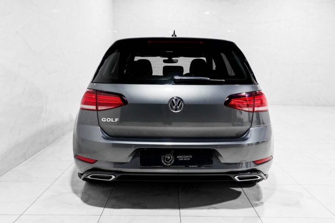 2025 Volkswagen Golf
