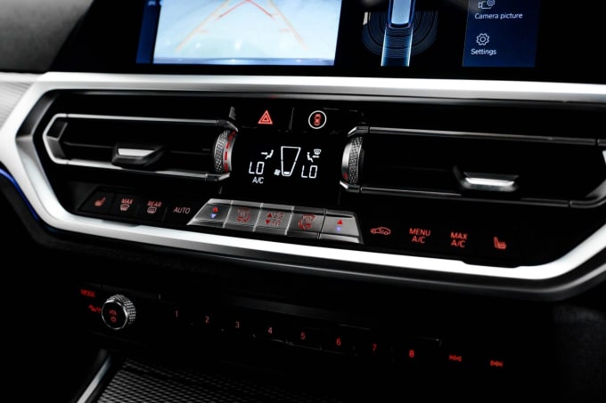 2025 BMW 3 Series