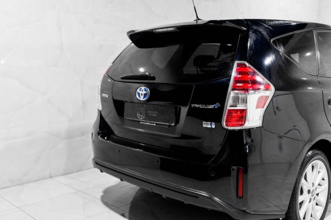 2025 Toyota Prius+