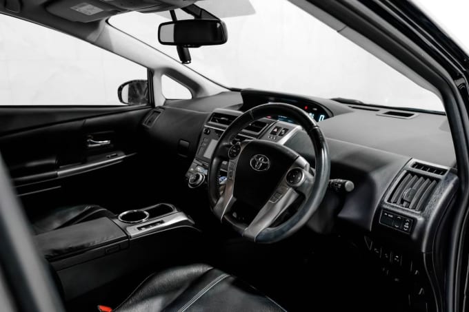 2025 Toyota Prius+