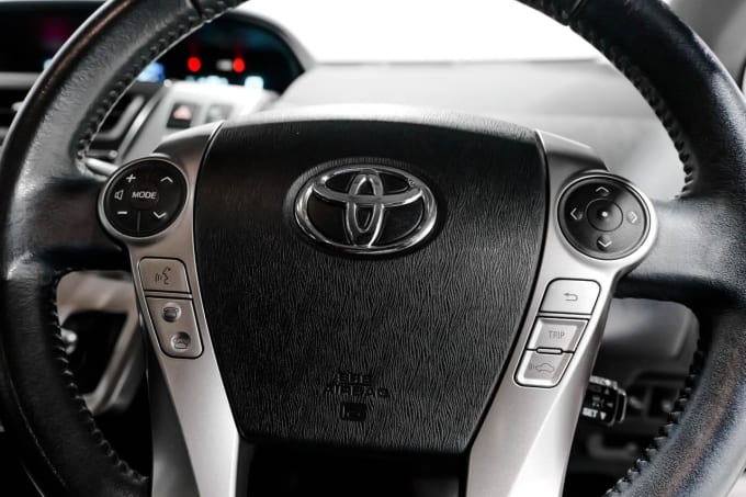 2025 Toyota Prius+