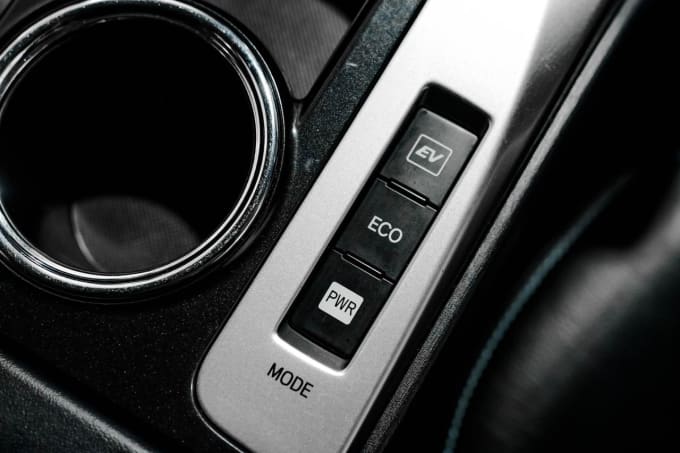 2025 Toyota Prius+