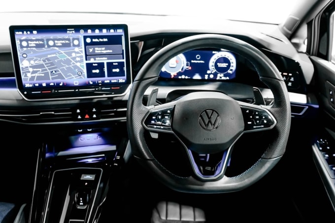 2025 Volkswagen Golf