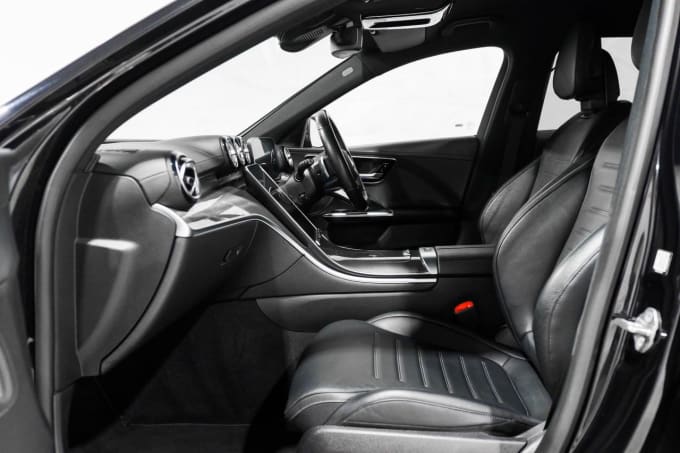 2025 Mercedes-benz C-class