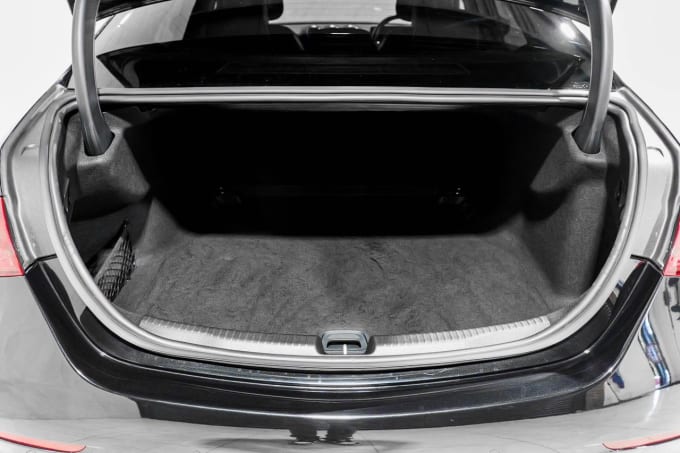 2025 Mercedes-benz C-class