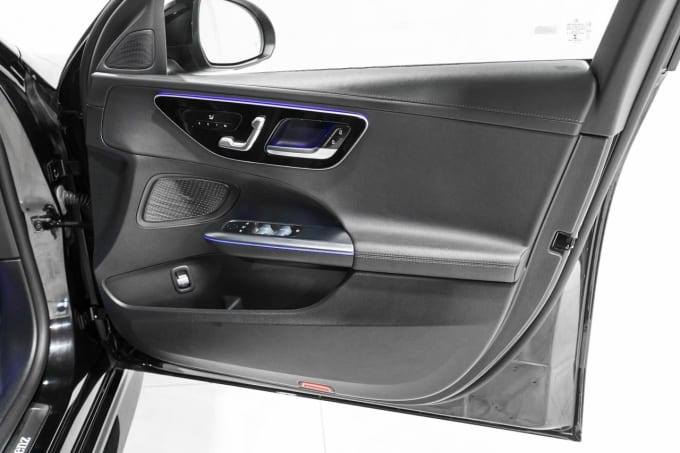 2025 Mercedes-benz C-class