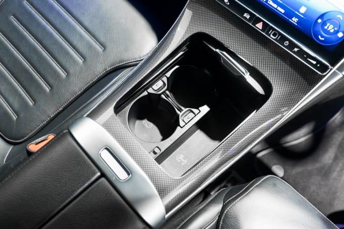 2025 Mercedes-benz C-class