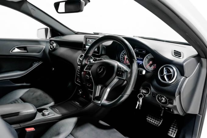 2025 Mercedes-benz A-class
