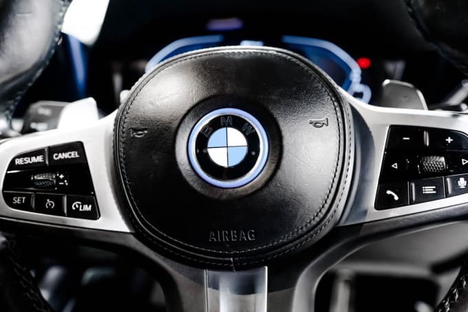 2025 BMW 3 Series