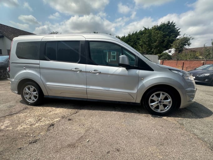 2024 Ford Grand Tourneo Connect