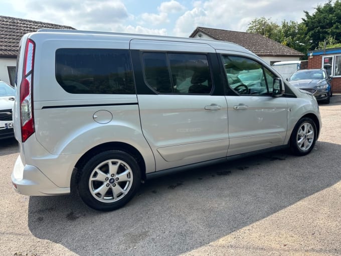 2024 Ford Grand Tourneo Connect