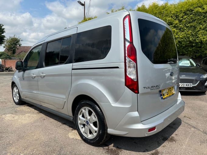 2024 Ford Grand Tourneo Connect