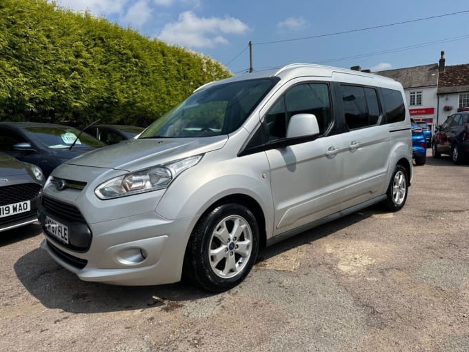 2024 Ford Grand Tourneo Connect