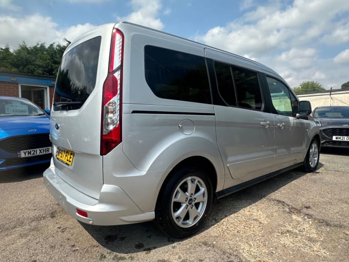 2024 Ford Grand Tourneo Connect