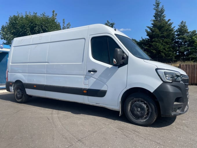 2024 Renault Master