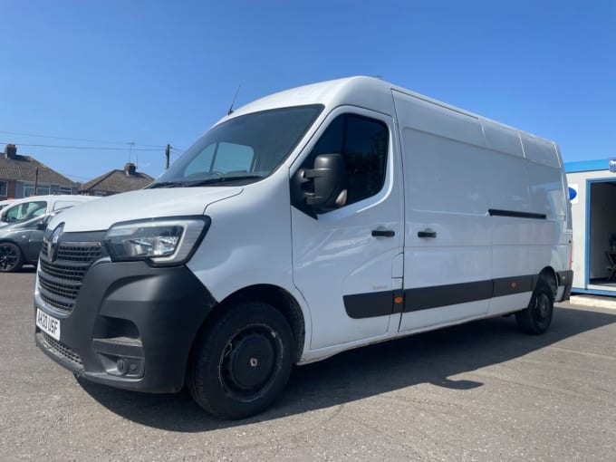 2025 Renault Master