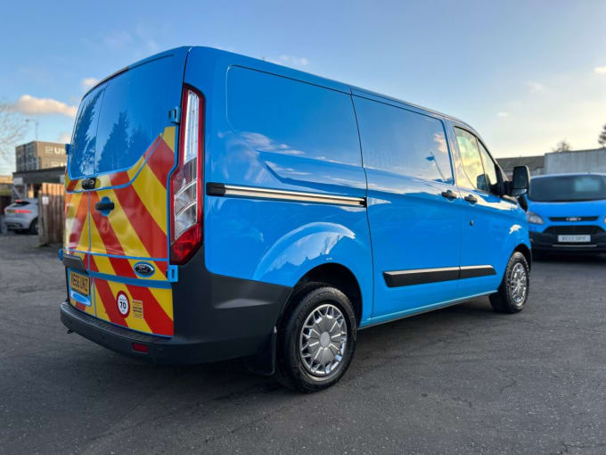 2025 Ford Transit Custom