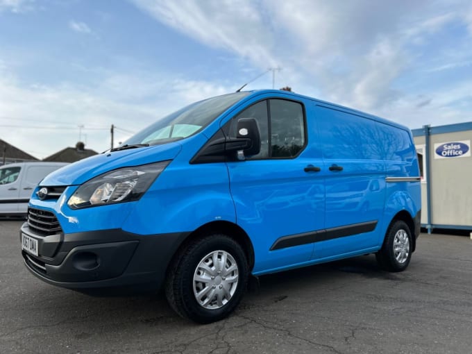 2025 Ford Transit Custom