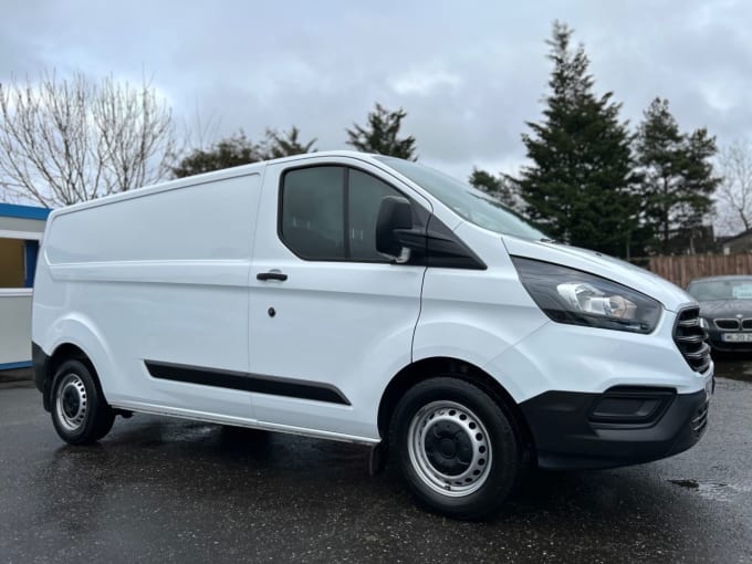 2025 Ford Transit Custom