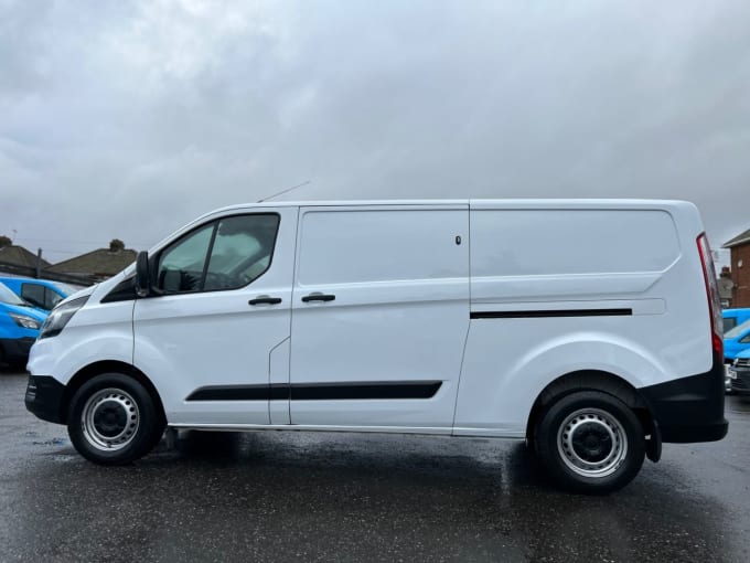 2025 Ford Transit Custom