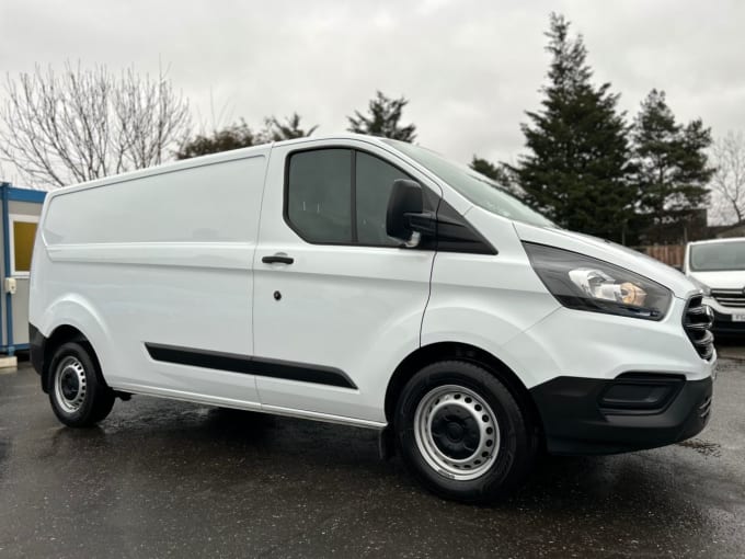 2025 Ford Transit Custom