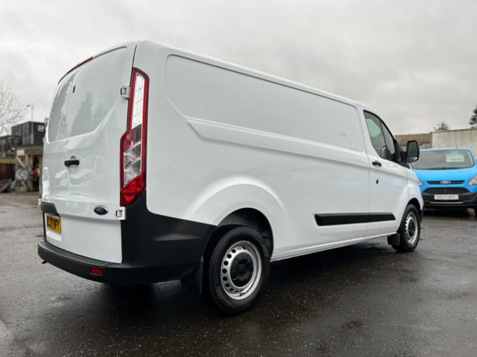 2025 Ford Transit Custom