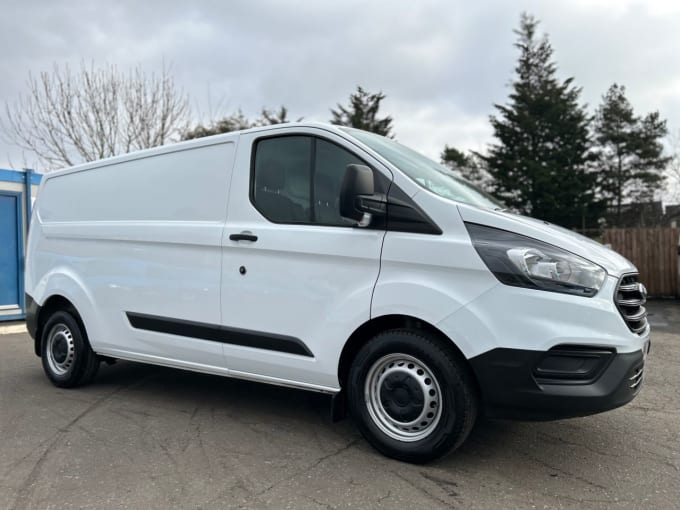 2025 Ford Transit Custom