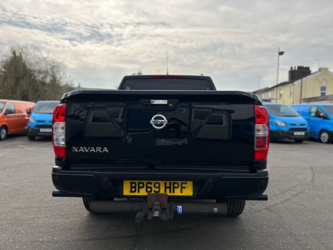 2025 Nissan Navara