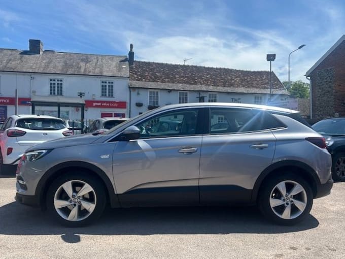 2025 Vauxhall Grandland X
