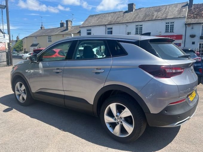 2025 Vauxhall Grandland X