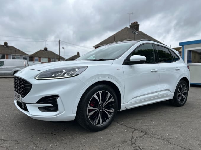 2025 Ford Kuga