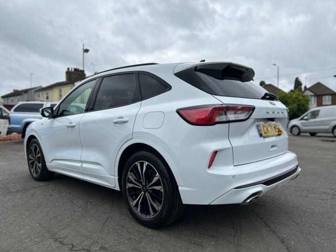 2025 Ford Kuga