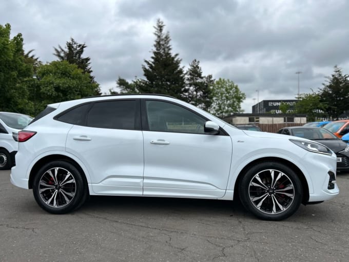 2025 Ford Kuga