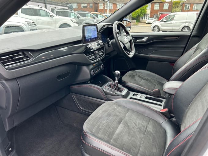 2025 Ford Kuga