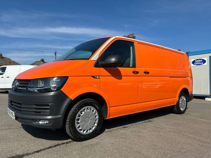 2025 Volkswagen Transporter