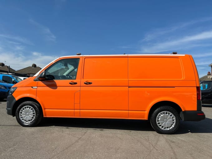 2025 Volkswagen Transporter