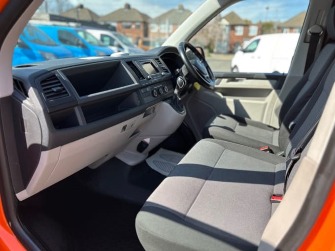 2025 Volkswagen Transporter