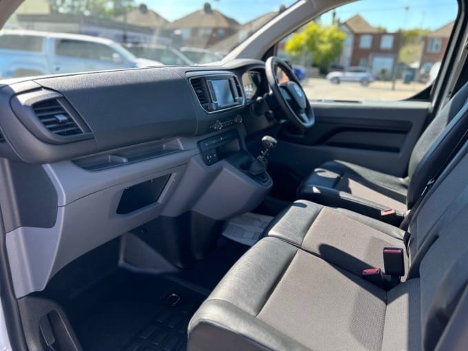 2025 Vauxhall Vivaro