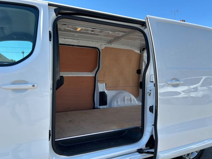 2025 Vauxhall Vivaro